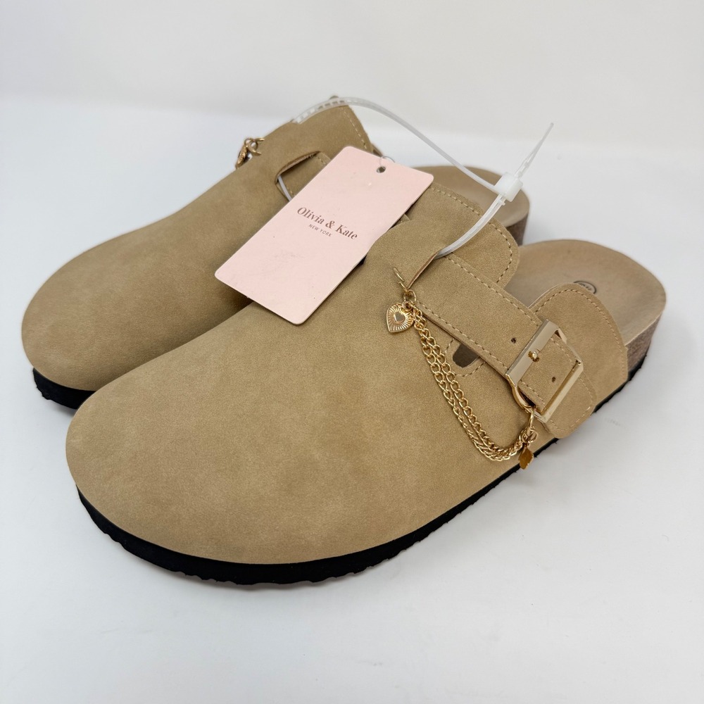Olivia & Kate Suede Buckle Clogs with Heart Charm Chain Detail Womens 6.5 NEW